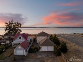 8668 NE Point No Point Road, Hansville WA 98340