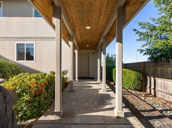 8668 NE Point No Point Road, Hansville WA 98340