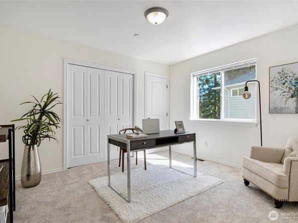17445 NE 28th Street, Redmond WA 98052