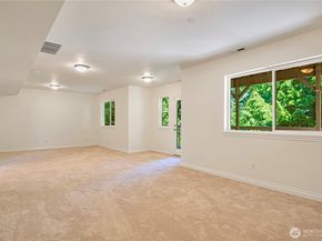 17445 NE 28th Street, Redmond WA 98052