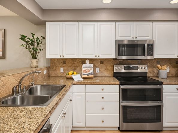2300 Jefferson Avenue NE A101, Renton WA 98056