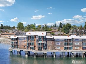 3717 Beach Drive SW 316, Seattle WA 98116