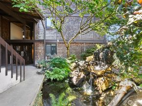 3717 Beach Drive SW 316, Seattle WA 98116