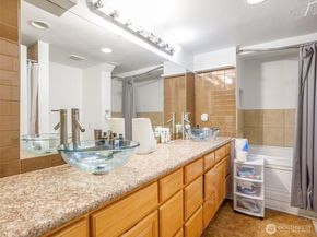 5707 173rd Place SW, Lynnwood WA 98037