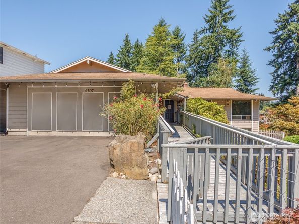 5707 173rd Place SW, Lynnwood WA 98037