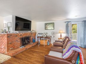 5707 173rd Place SW, Lynnwood WA 98037