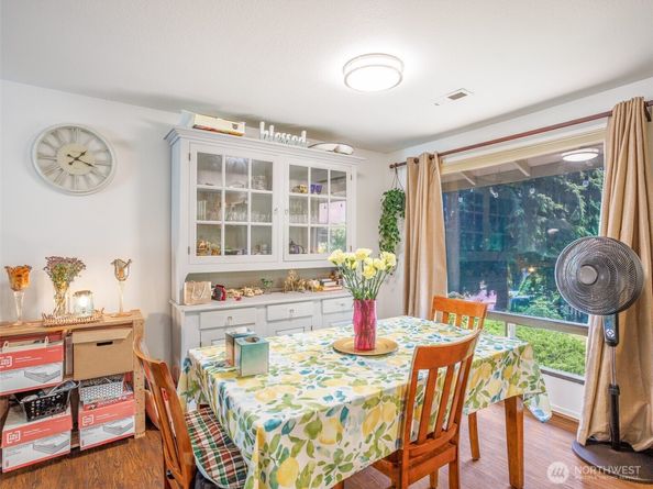 5707 173rd Place SW, Lynnwood WA 98037