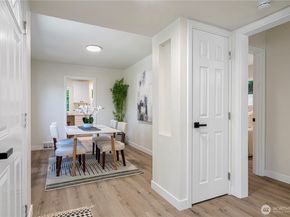 2874 30th Avenue W, Seattle WA 99819