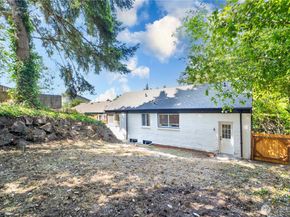 2874 30th Avenue W, Seattle WA 99819