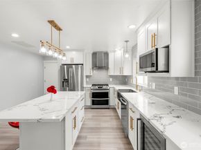 3821 Earendel Avenue, Bremerton WA 98310