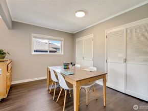 10045 9th Avenue SW, Seattle WA 98146