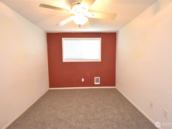 2629 Rucker Ave. 3, Everett WA 98201