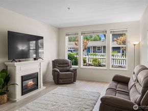 22511 SE 37th Terrace 1409, Issaquah WA 98029