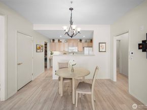 22511 SE 37th Terrace 1409, Issaquah WA 98029