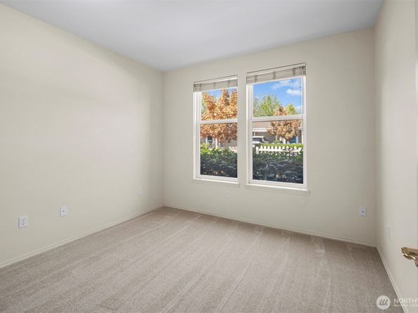 22511 SE 37th Terrace 1409, Issaquah WA 98029