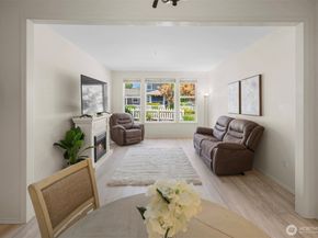 22511 SE 37th Terrace 1409, Issaquah WA 98029