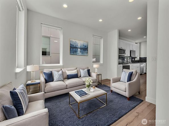 3628 14th Avenue S, Seattle WA 98108