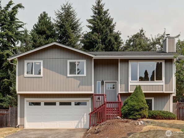 23202 115th Avenue SE, Kent WA 98031