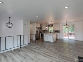 23202 115th Avenue SE, Kent WA 98031