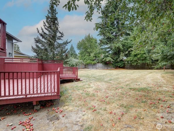 23202 115th Avenue SE, Kent WA 98031