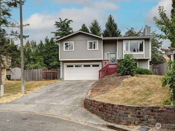 23202 115th Avenue SE, Kent WA 98031