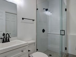 23202 115th Avenue SE, Kent WA 98031