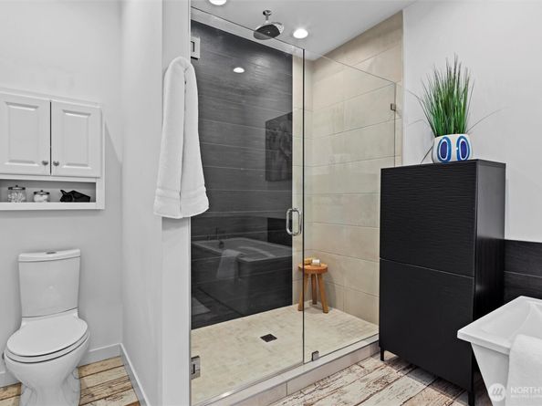 609 15th Avenue E, Seattle WA 98112