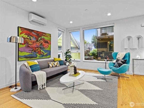 609 15th Avenue E, Seattle WA 98112
