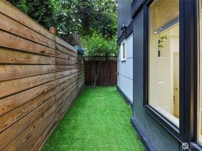 609 15th Avenue E, Seattle WA 98112