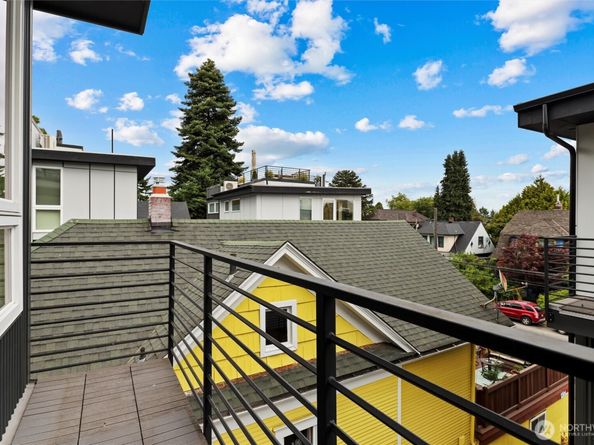 609 15th Avenue E, Seattle WA 98112