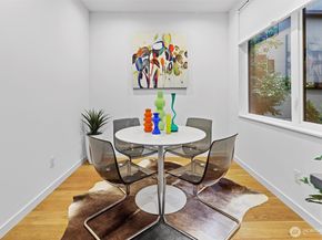 609 15th Avenue E, Seattle WA 98112