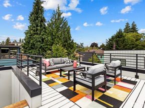 609 15th Avenue E, Seattle WA 98112