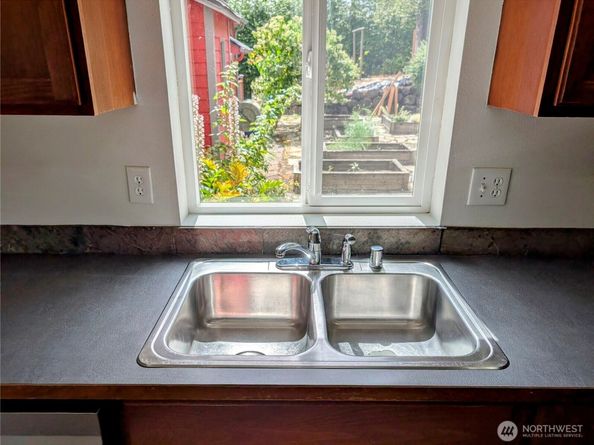 320 N Lafayette Avenue, Bremerton WA 98312