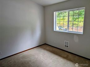 320 N Lafayette Avenue, Bremerton WA 98312