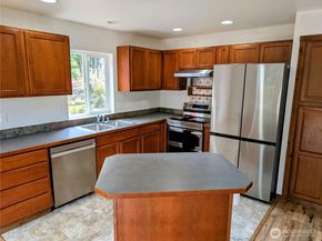 320 N Lafayette Avenue, Bremerton WA 98312