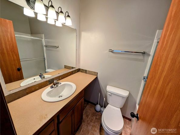 320 N Lafayette Avenue, Bremerton WA 98312