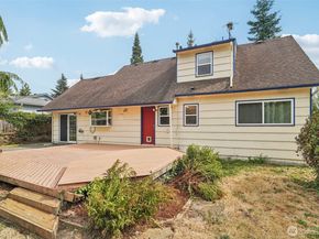 7123 192nd Place SW, Lynnwood WA 98036