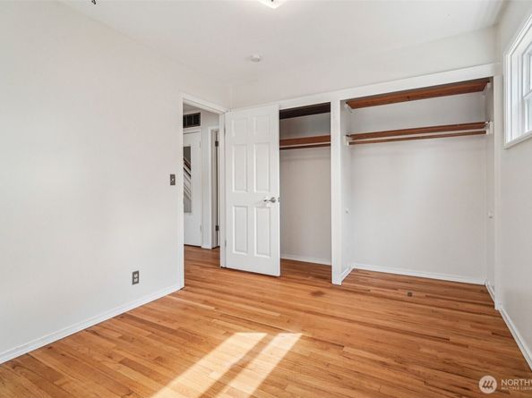 7123 192nd Place SW, Lynnwood WA 98036