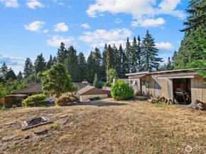 23502 PETERSON Drive, Mountlake Terrace WA 98043