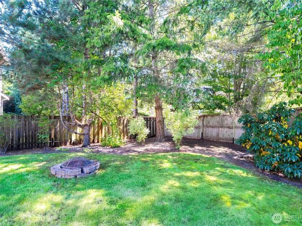 25133 SE 43rd Place, Sammamish WA 98029