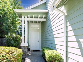 25133 SE 43rd Place, Sammamish WA 98029