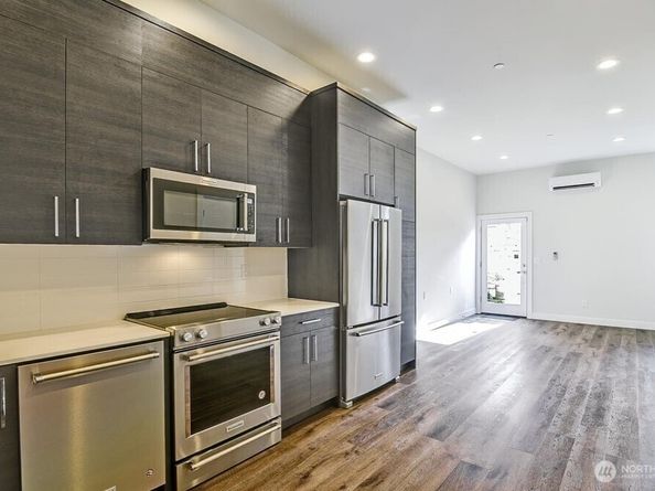 1919 24th Avenue S X, Seattle WA 98144
