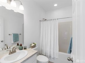 10212 Ramble Drive NW, Bremerton WA 98311