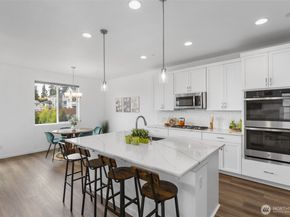 10212 Ramble Drive NW, Bremerton WA 98311