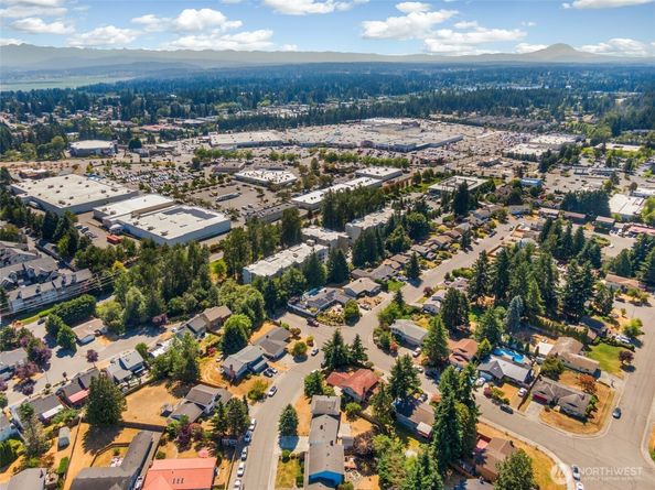 9116 10th Avenue SE, Everett WA 98208