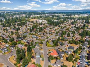 9116 10th Avenue SE, Everett WA 98208