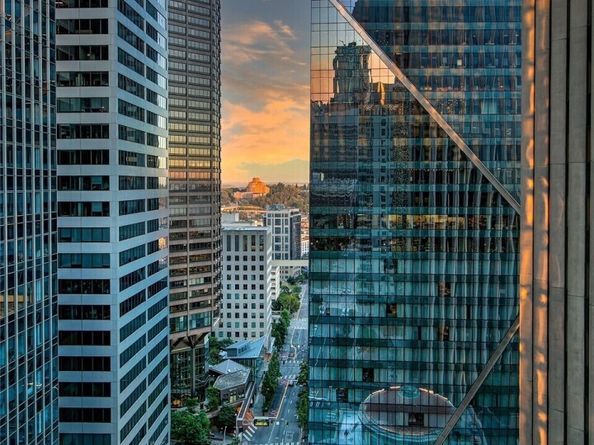 909 5th Avenue 2105, Seattle WA 98164