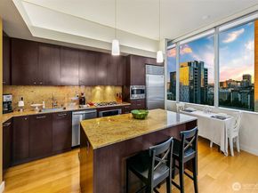 909 5th Avenue 2105, Seattle WA 98164