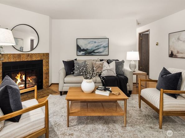 14115 Avondale Road NE, Woodinville WA 98072