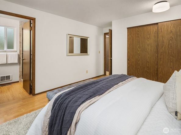 14115 Avondale Road NE, Woodinville WA 98072